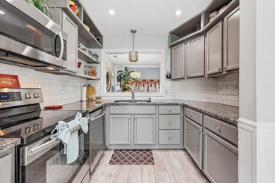 Welcome to this beautiful 3-bedroom, 2.5-bath condominium in the - photo 4