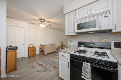 Gardens of Pleasant Plains premieres this lovely 2 Bed 1 Bath - photo 7