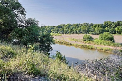 Discover a rare riverfront land opportunity designed for those - photo 3