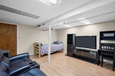 Welcome to 2839 Wellman Avenue, a well maintained single family - photo 18