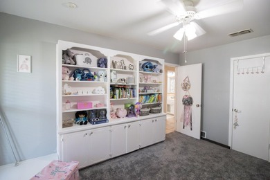 Welcome to your new home! This split bedroom plan not only gives - photo 32