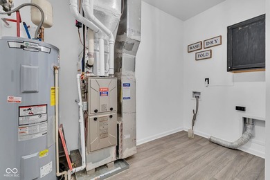 Welcome home to this beautifully maintained 4 bed, 2 bath ranch - photo 9