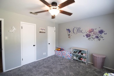Welcome to your new home! This split bedroom plan not only gives - photo 41