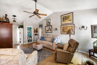 This charming brick home sits in a cul-de-sac on a quiet street - photo 3