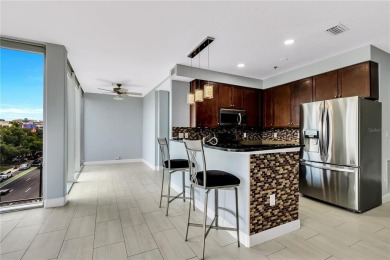Experience Elevated Lakeview Living in the Heart of Downtown - photo 10