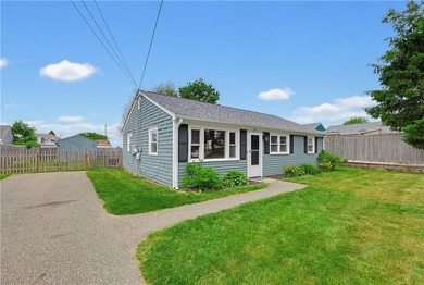 Charming 3-bedroom, 1-bath ranch offering comfortable - photo 2