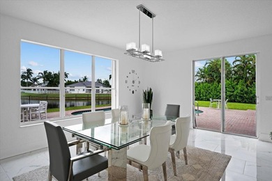 Lakefront living on an oversized cul-de-sac lot in Journey's - photo 13