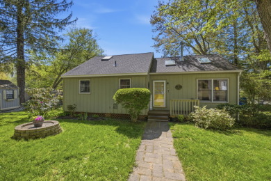 193 FT of DIRECT WATERFRONT with beautiful Sunsets - photo 1