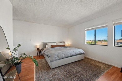 Light-filled, thoughtfully updated and designed around - photo 16