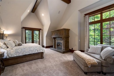 Spectacular, European ski chalet with a truly grand entry into - photo 18