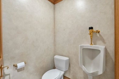 This stunning luxury home seamlessly combines refined elegance - photo 19