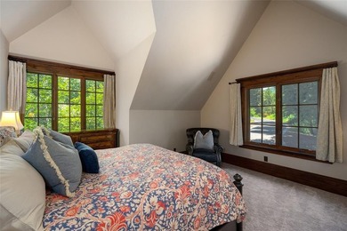 Spectacular, European ski chalet with a truly grand entry into - photo 23