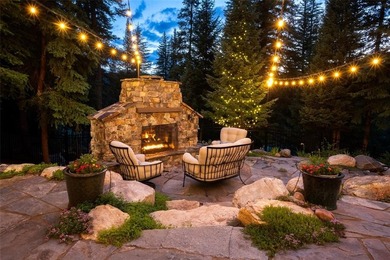 Spectacular, European ski chalet with a truly grand entry into - photo 26