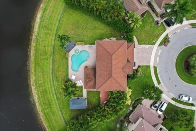 Lakefront living on an oversized cul-de-sac lot in Journey's - photo 32