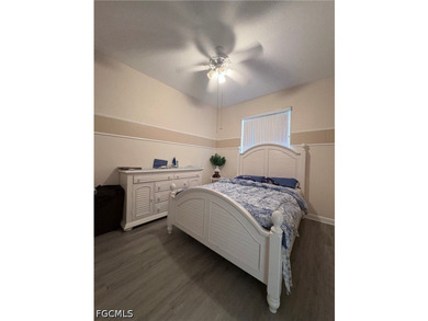 Welcome Home to your POOL home! SELLER MOTIVATED Step into this - photo 8