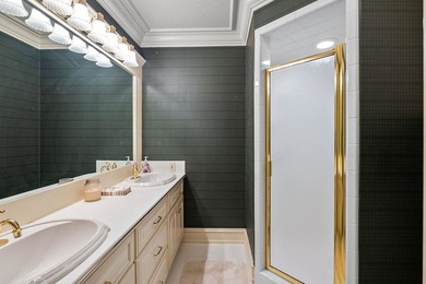 This stunning luxury home seamlessly combines refined elegance - photo 40