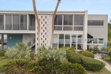Lake Condo For Sale in Winter Park, Florida