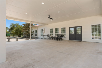 Private Waterfront Family Compound on Peninsula - 7+ Acres - photo 9