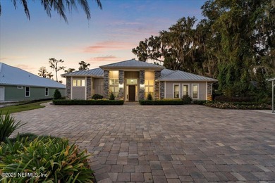Lake Home For Sale in Melrose, Florida
