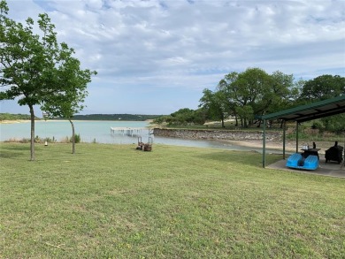 Lake Acreage Sale Pending in Bluff Dale, Texas