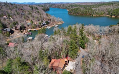 Enjoy this upscale Vacation Home in the Mountains right off the - Lake Home For Sale in Blue Ridge, Georgia