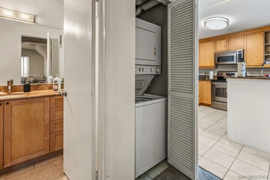 Welcome to Villa Vicenza living in the heart of vibrant UTC! - photo 11