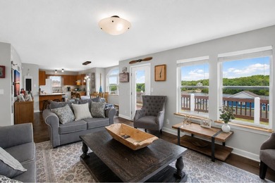 Enjoy a vacation lifestyle every day in this beautifully updated - photo 15