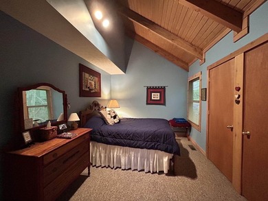 You will feel all the rustic comfort of a mountain cabin while - photo 18