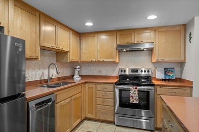 Enjoy an exceptional Minneapolis location in the heart of the - photo 18