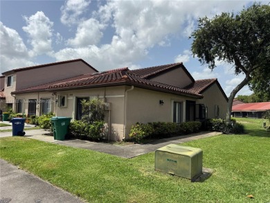 Lake Townhome/Townhouse Sale Pending in Lauderhill, Florida
