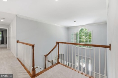 POTENTIAL 1ST FLOOR BEDROOM. Beautifully RENOVATED home - photo 25