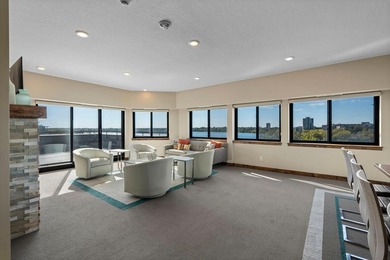 Enjoy an exceptional Minneapolis location in the heart of the - photo 35