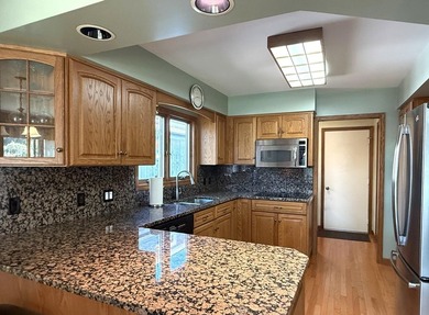 Wake up to a great waterfront view in this beautiful 1884 sq ft - photo 8