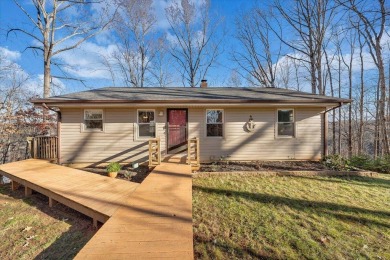 Lake Home For Sale in Hardy, Virginia