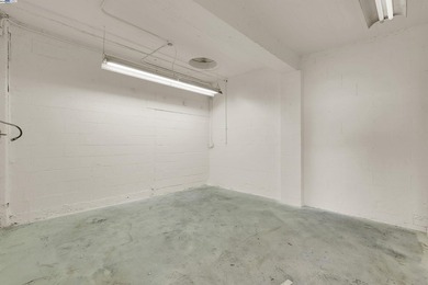 Excellent opportunity to own a versatile commercial property - photo 7