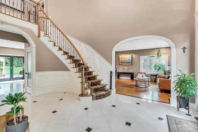 Amazing 5700sf Newly Redone All Brick Mansion on Private Setting - photo 5
