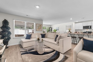 Welcome to this meticulously maintained 3-bedroom, 2-bath home - photo 10