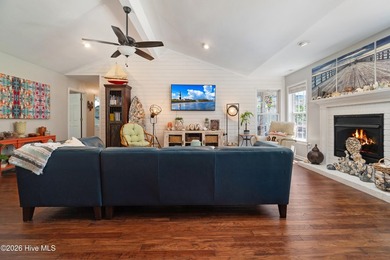 Welcome to 1609 Sanderling Drive, a well maintained brick - photo 11