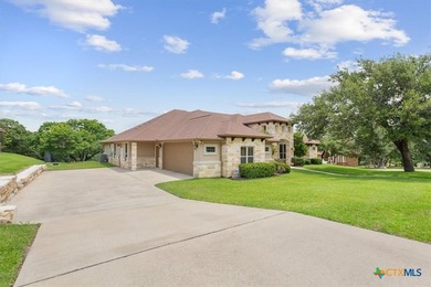 Located in a quiet, private neighborhood near Stillhouse Lake - photo 4