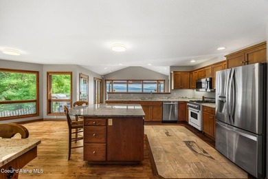 Wake to panoramic, south-facing views of Lake Pend Oreille - photo 28