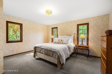 Wake to panoramic, south-facing views of Lake Pend Oreille - photo 43