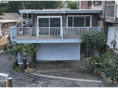This furnished two-story condo near the Chetco River is move-in - photo 4