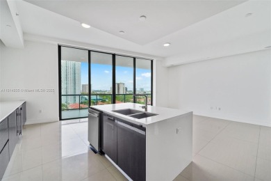 LPH07 At Echo Aventura. Five Star Luxury building, 3 bedrooms &