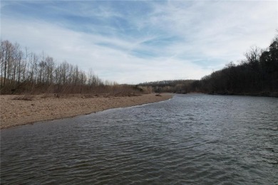(private lake, pond, creek) Acreage Active Under Con in Lesterville Missouri