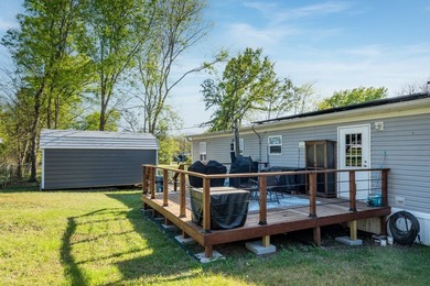 Charming 3-bedroom, 2-bath home located in the highly desirable - photo 10