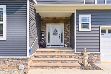 Better than new construction! This Bayville home offers the kind - photo 5