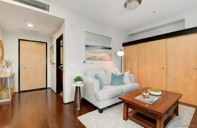 NEW PRICE! MOTIVATED SELLER - PRICED TO SELL ASAP! Fresh off a - photo 5