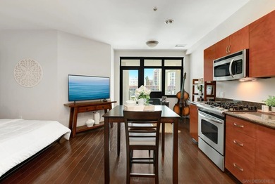NEW PRICE! MOTIVATED SELLER - PRICED TO SELL ASAP! Fresh off a - photo 9