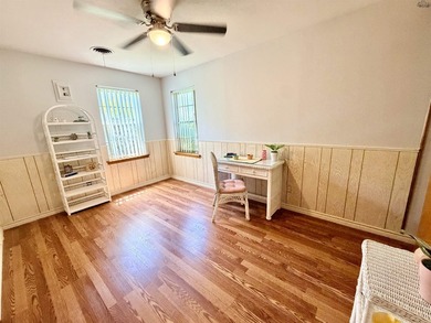Charming 3-bedroom, 1.5-bath home with Pergo wood and tile - photo 19
