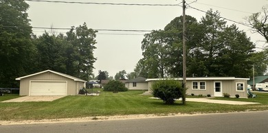 Note: Exterior color is taupe, but due to smoke & haze from the - photo 22